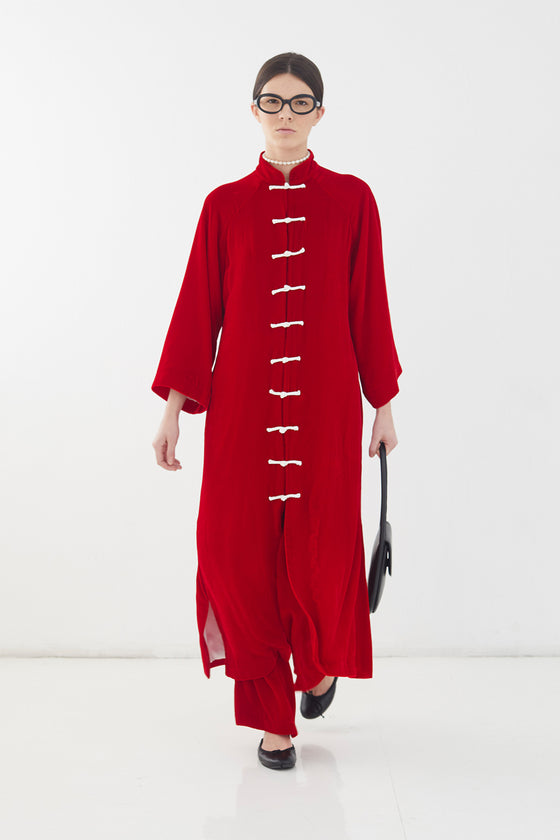 VELVET LIGHT COAT - BRIGHT RED